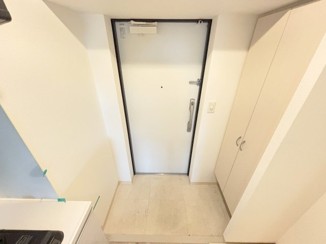 ラクラス新大阪の玄関