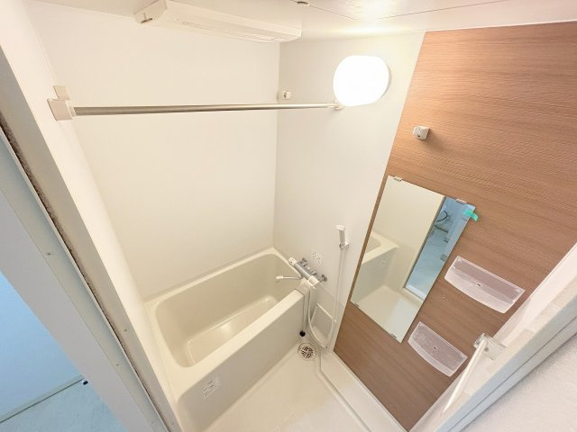 ラクラス新大阪の浴室