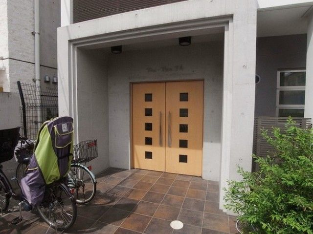 【エントランス】ザ・テレス下馬 
