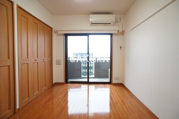 【居間・リビング】 | グリフィン川崎・西口参番館 | 開放感のあるゆったりとしたお部屋です♪