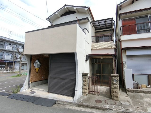 辻之ガレージハウス