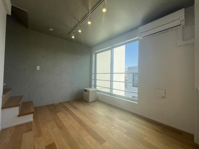 ｒｏｂｏｔ　ｈｏｍｅ　中目黒の寝室|開放的な寝室です