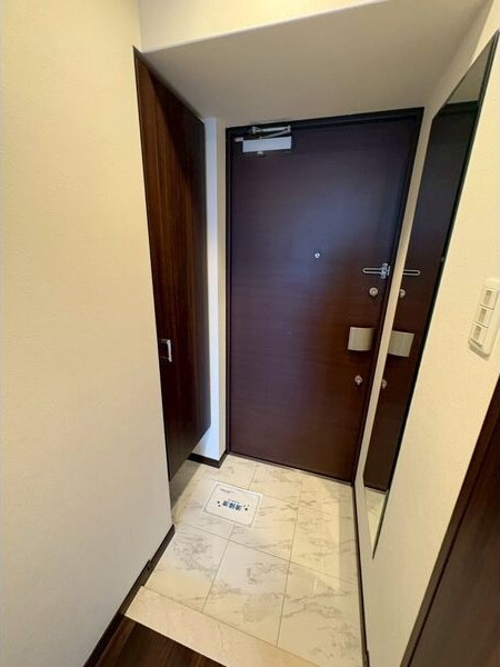 プレジオ西宮の玄関