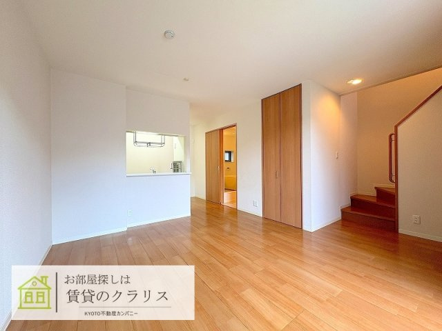 シャーメゾン沙羅の居間・リビング