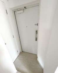 S-RESIDENECE押上Clairの玄関