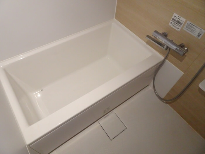 フラットJの浴室|ゆったり過ごせるお風呂です