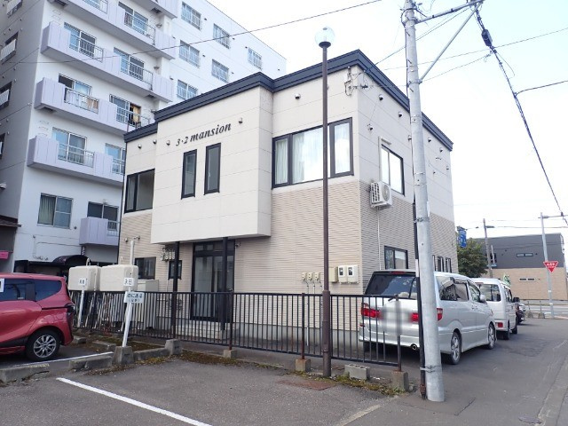 ３・２マンション