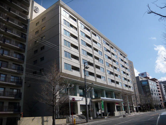 札幌市中央区南十三条西１丁目の賃貸マンション