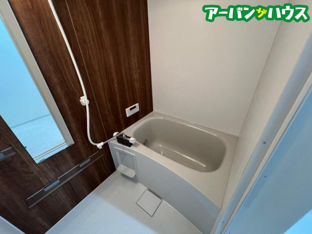 MyEstate 旭本町 西棟の浴室
