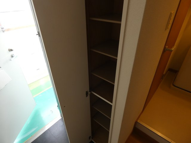 フォレストの収納|シューズボックスです