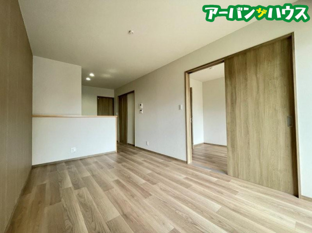 セレノアの洋室