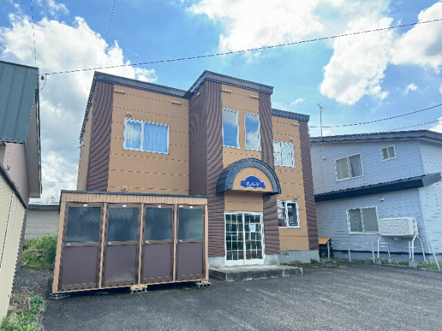 イーストフィールド