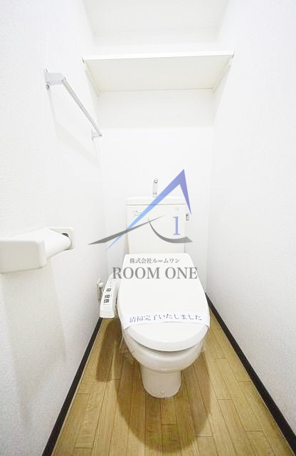 サル・ドュ・セジュールのトイレ|トイレです。