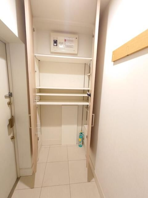 イニシア上野稲荷町の収納