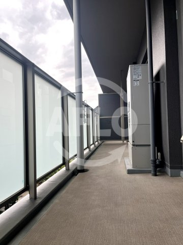グランドメゾン新梅田タワー　大淀小学校区のバルコニー