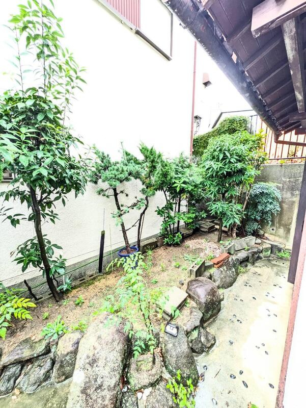 和洋Style⼾建ての庭