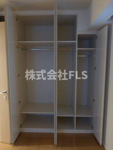 港区麻布十番３丁目の賃貸マンションの収納