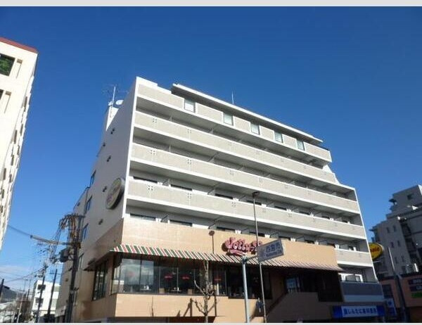 グランデ・アステール芦屋の外観