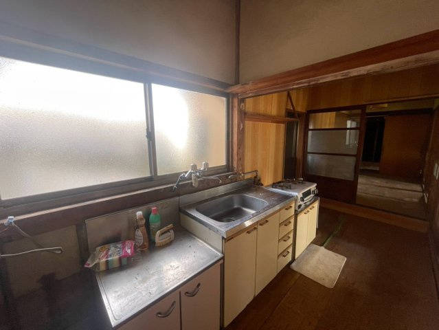 筑西市小栗　中古戸建のキッチン