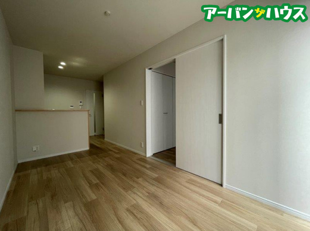 プティーシュシュ花尻北の洋室