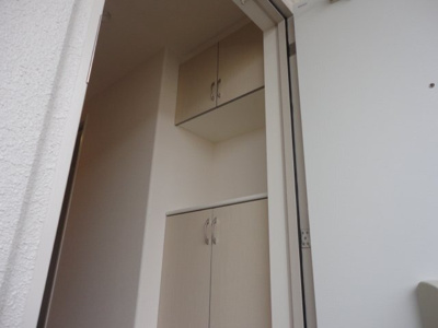【玄関】 | ルーヴル円明寺