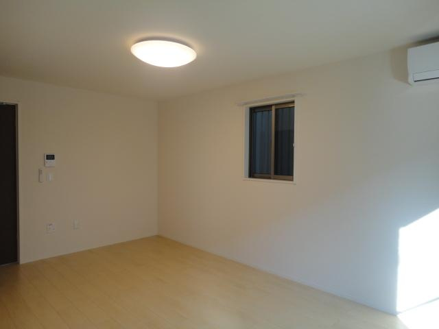 ラ・ペジーブルの内装|洋室
