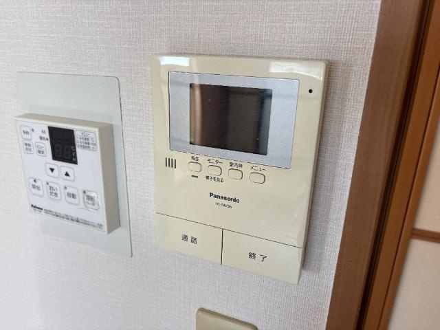 テラローザの内装|カメラ付インターホン