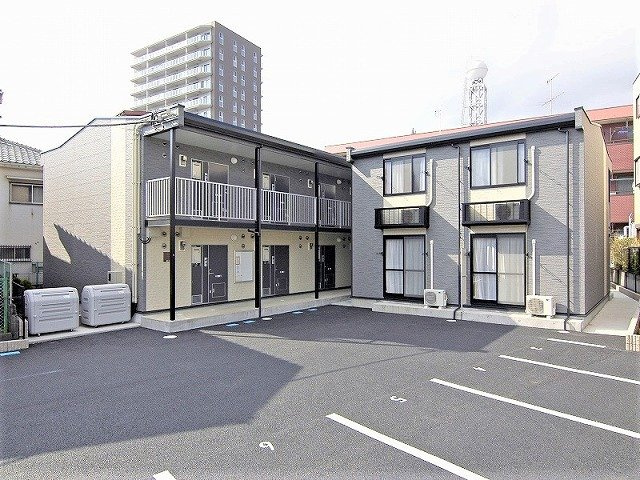 レオパレスアクシスⅡの外観