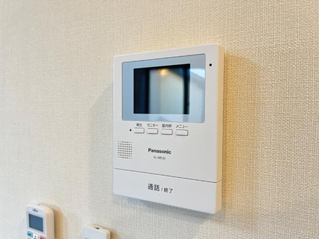 カリンⅠの内装|カメラ付インターホン