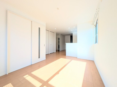 LDKは広々14.1帖★