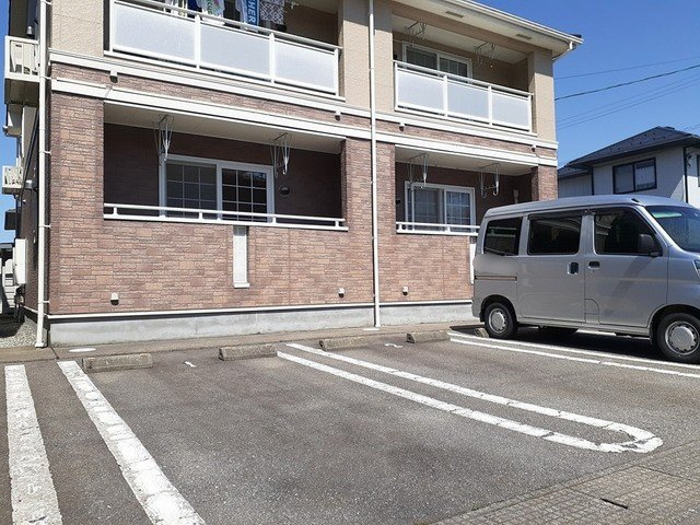 グリーンフィールズ夢美野の駐車場|駐車場があります