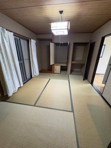 鈴鹿市岸岡町の戸建の和室