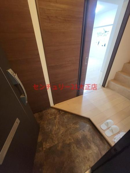 天保山第5コーポの玄関|★シューズボックスもついてます★