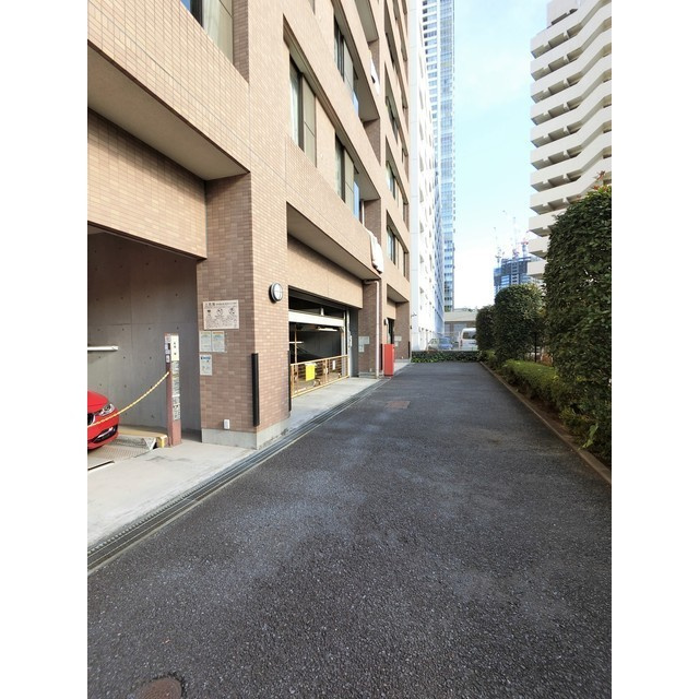 ルミネ東京ベイフロントの駐車場