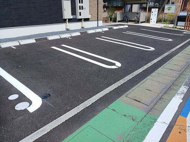 【駐車場】 | サニー　アヴニール