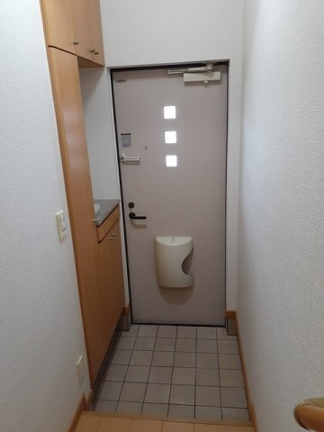 ソレイユⅢの玄関