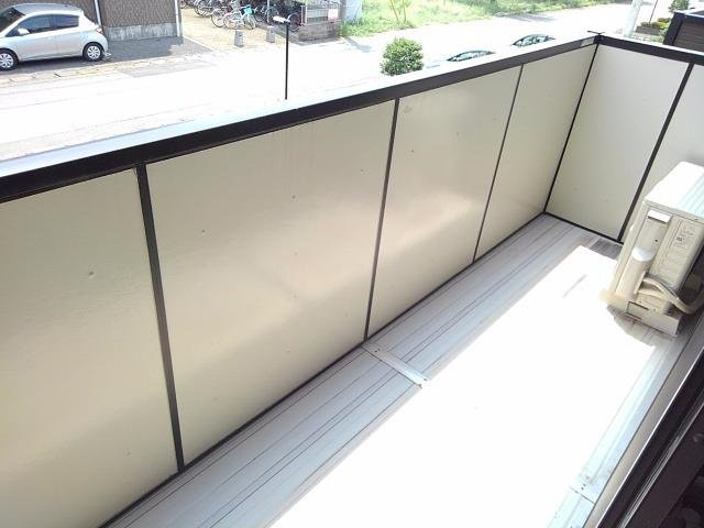 エクセル城東Ｃのバルコニー