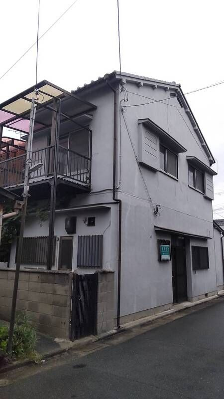 高瀬町貸家の外観