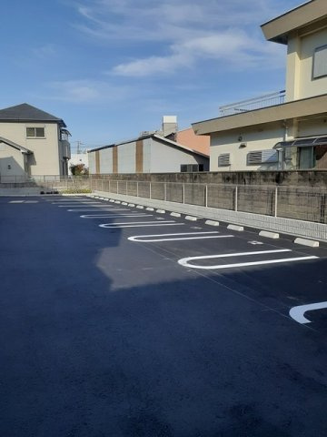 ＳＫＹ　ｐａｌａｃｅの駐車場