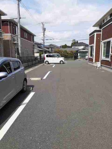 Ｍｉｌｌｅ　Ｆｌｅｕｒｓの駐車場