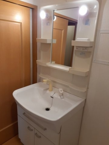 サンシャインヒルズＢの洗面所