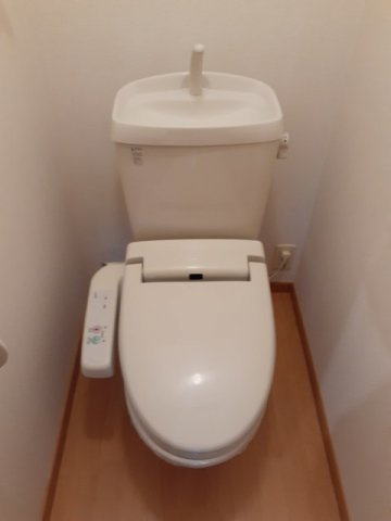サンシャインヒルズＢのトイレ
