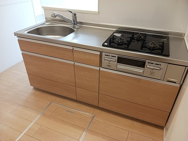 クレストガーデンⅤのキッチン