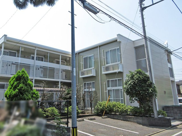 レオパレスＫＯＩＺＵＭＩの外観