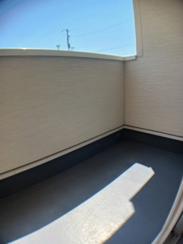 アルク　トルースＢのバルコニー