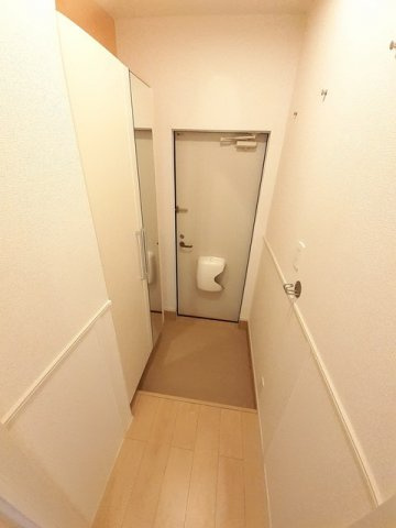 ベル　オーヴⅧ　Ａの玄関