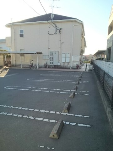 エテルノ　サピーＹＮの駐車場