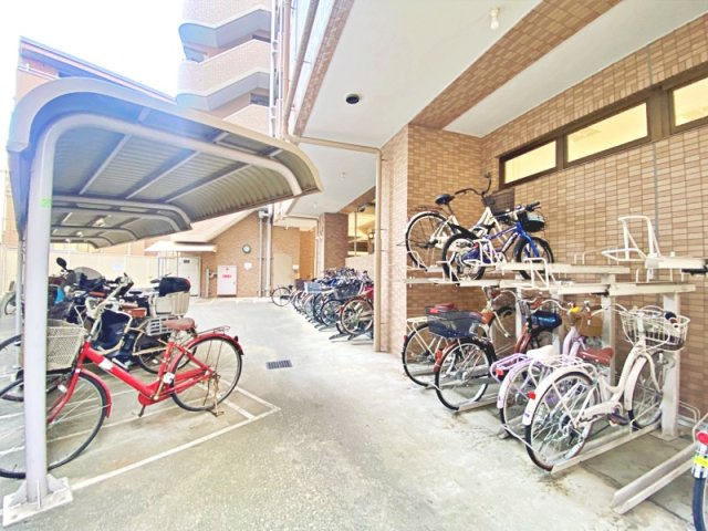 サンシャイン淡路の駐輪場