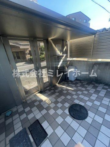 クロフトの駐車場