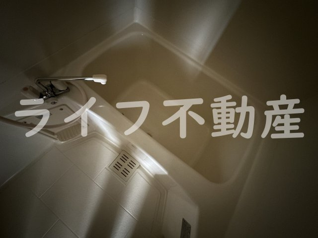 フジパレスフォンターナ１番館の浴室|ゆったり過ごせるお風呂です